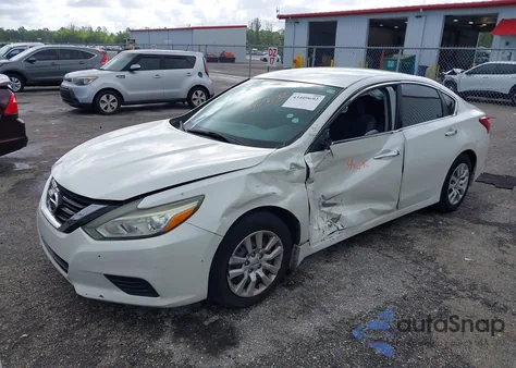 2016 Nissan Altima 2.5 S z USA, uszkodzony, nr VIN 1N4AL3AP1GN338339